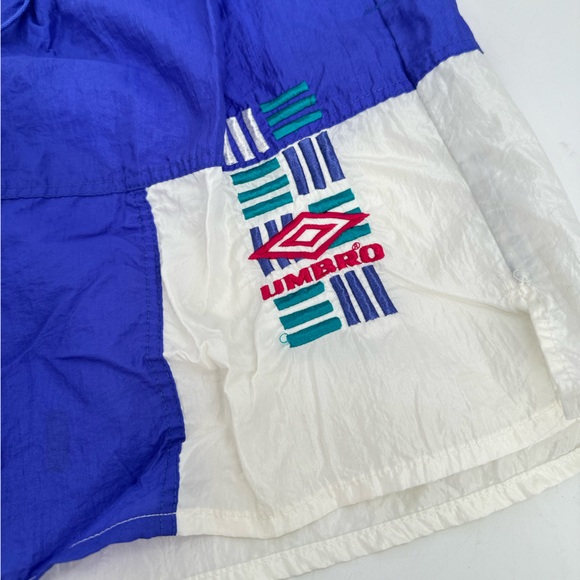 Vintage 90s UMBRO Soccer Shorts Medium Nylon ColorBlock Blue Spellout - Picture 2 of 6